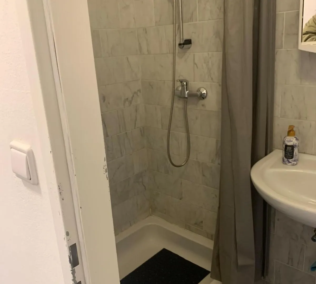 Apartment Vis A Vis Schoenbrunn With Private Parking Vienna