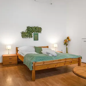 Apartament Elegant 2br - Near Bahnhof Meidling, Wiedeń