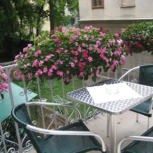 3* Hotel Ani-falstaff