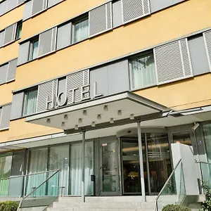 Szálloda Courtyard By Marriott Schoenbrunn, Bécs